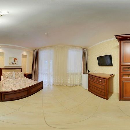 דראגובראט Hotel Adrenalin מראה חיצוני תמונה